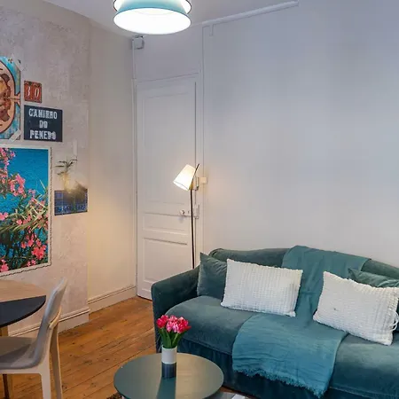 Апартаменты Cocon Douillet Independant Chez L'habitant Centre *